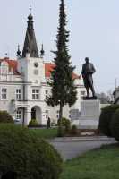 Pečky – Pomník se sochou T. G. Masaryka